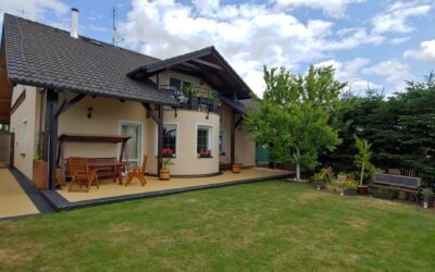 Dvoupodlažní vila 7+2 v obci Srubec, České Budějovice